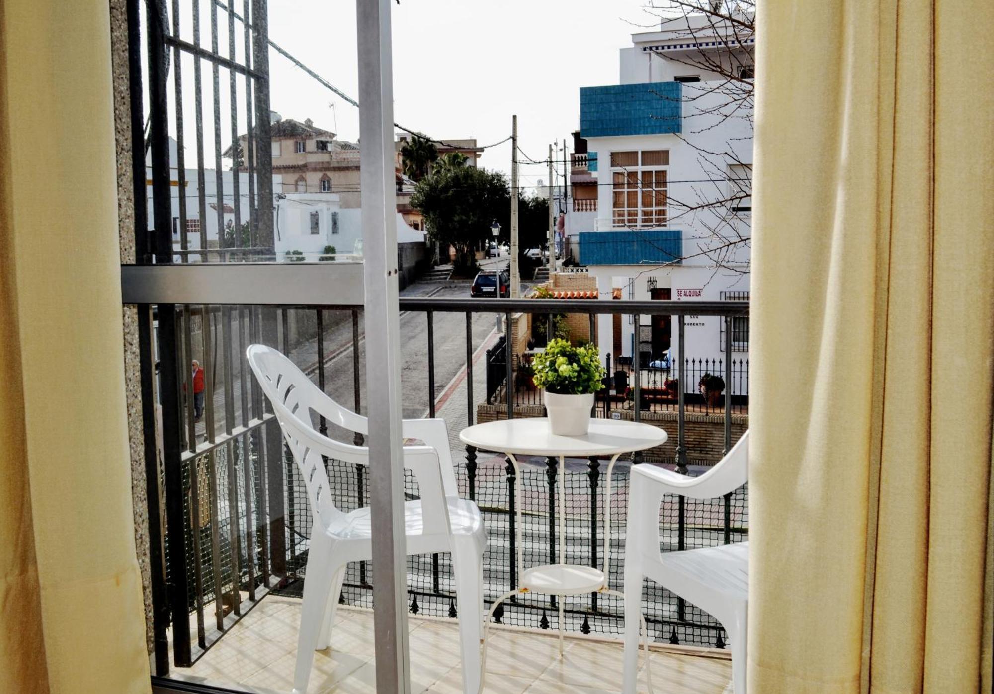 Apartamentos Turisticos Santo Rostro Chipiona Rom bilde